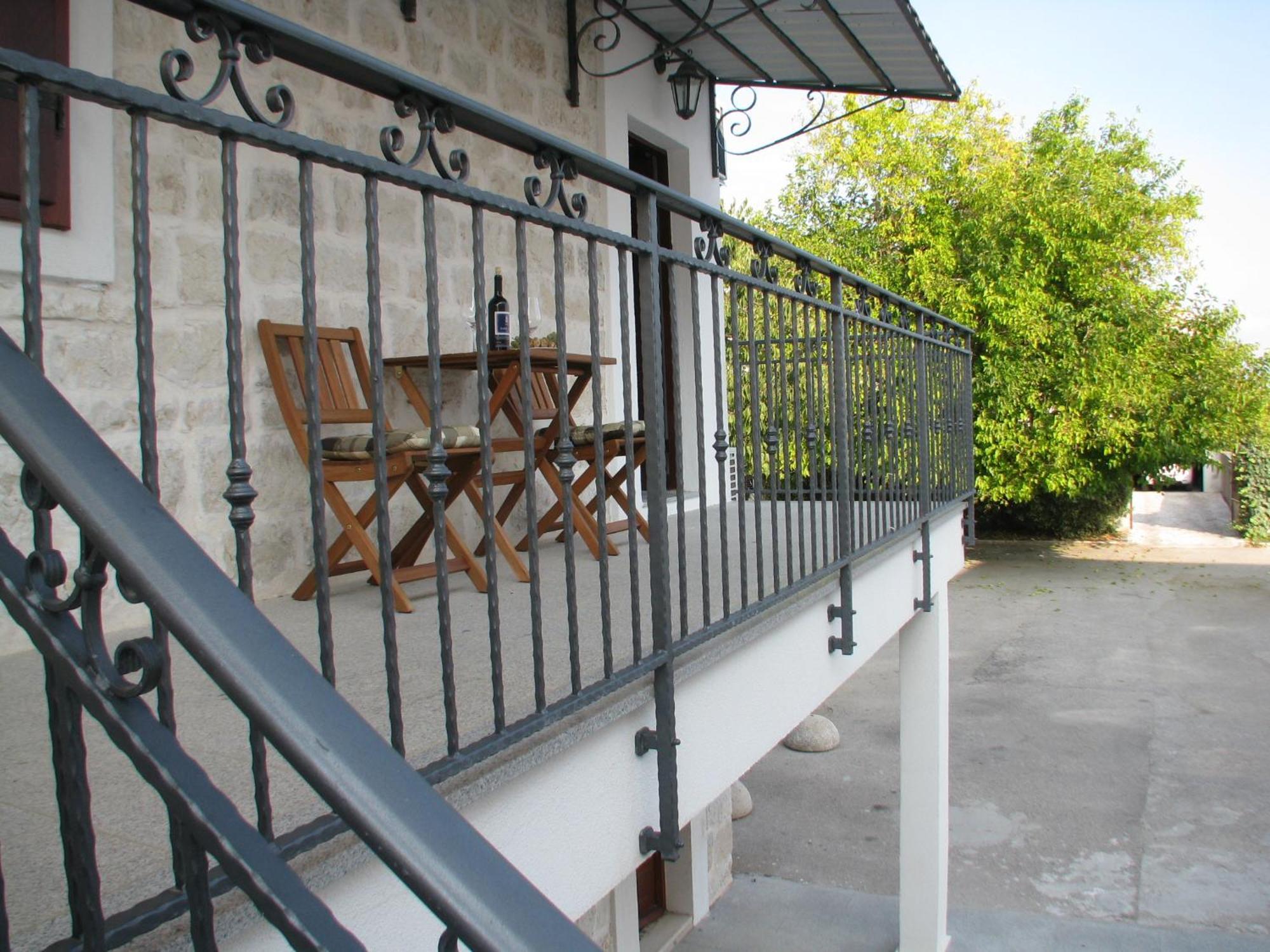 Apartment In Stone House On Seaside Kaštela 외부 사진